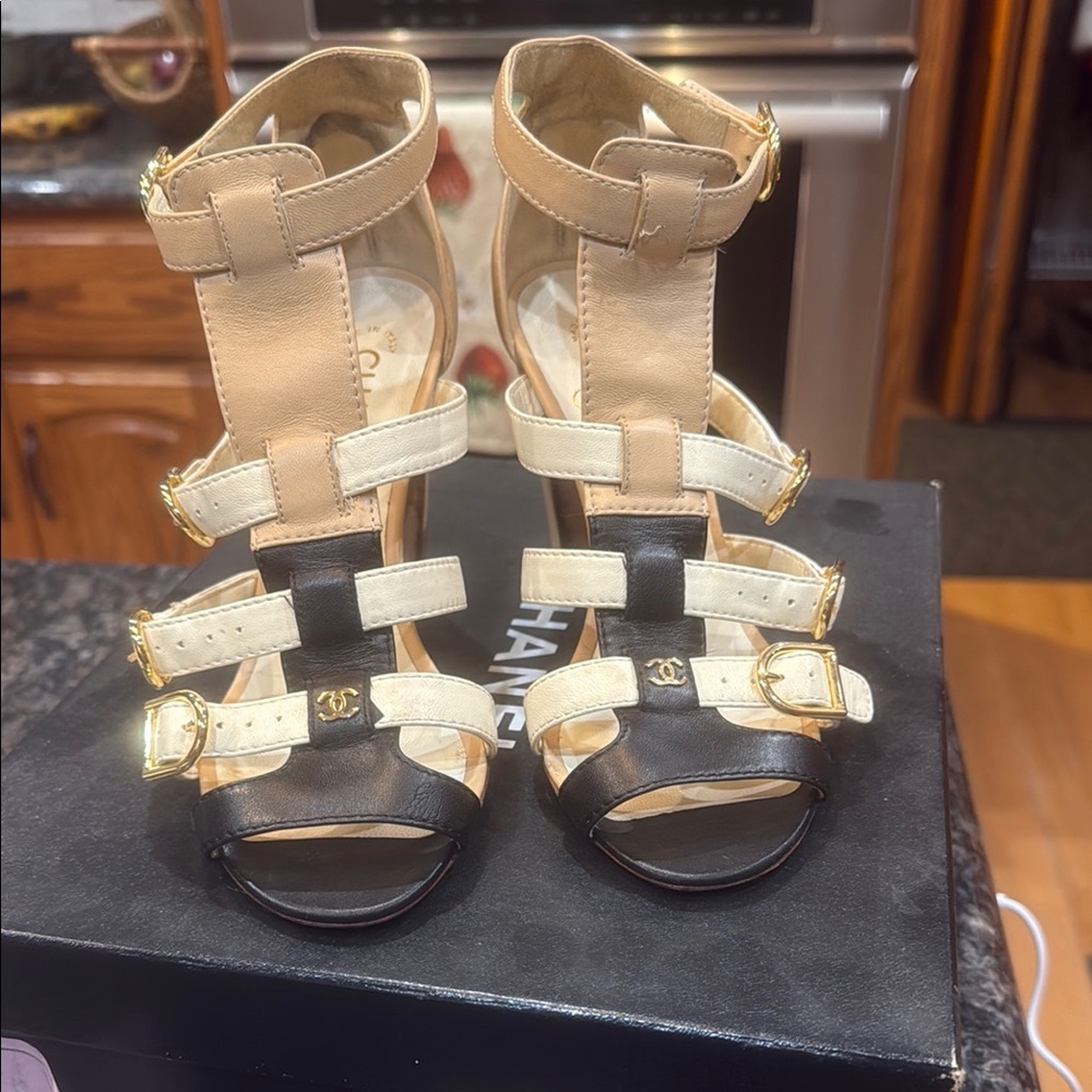 Chanel Black and Cream Heels Elegant Design